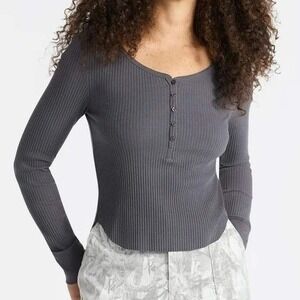 Ribbed Shirttail Henley Top Y2K Vibe Scoop Neck Medium Charcoal Gray Shirt NWT